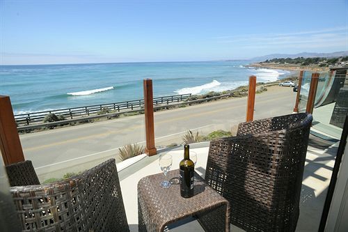 Moonstone Landing Cambria