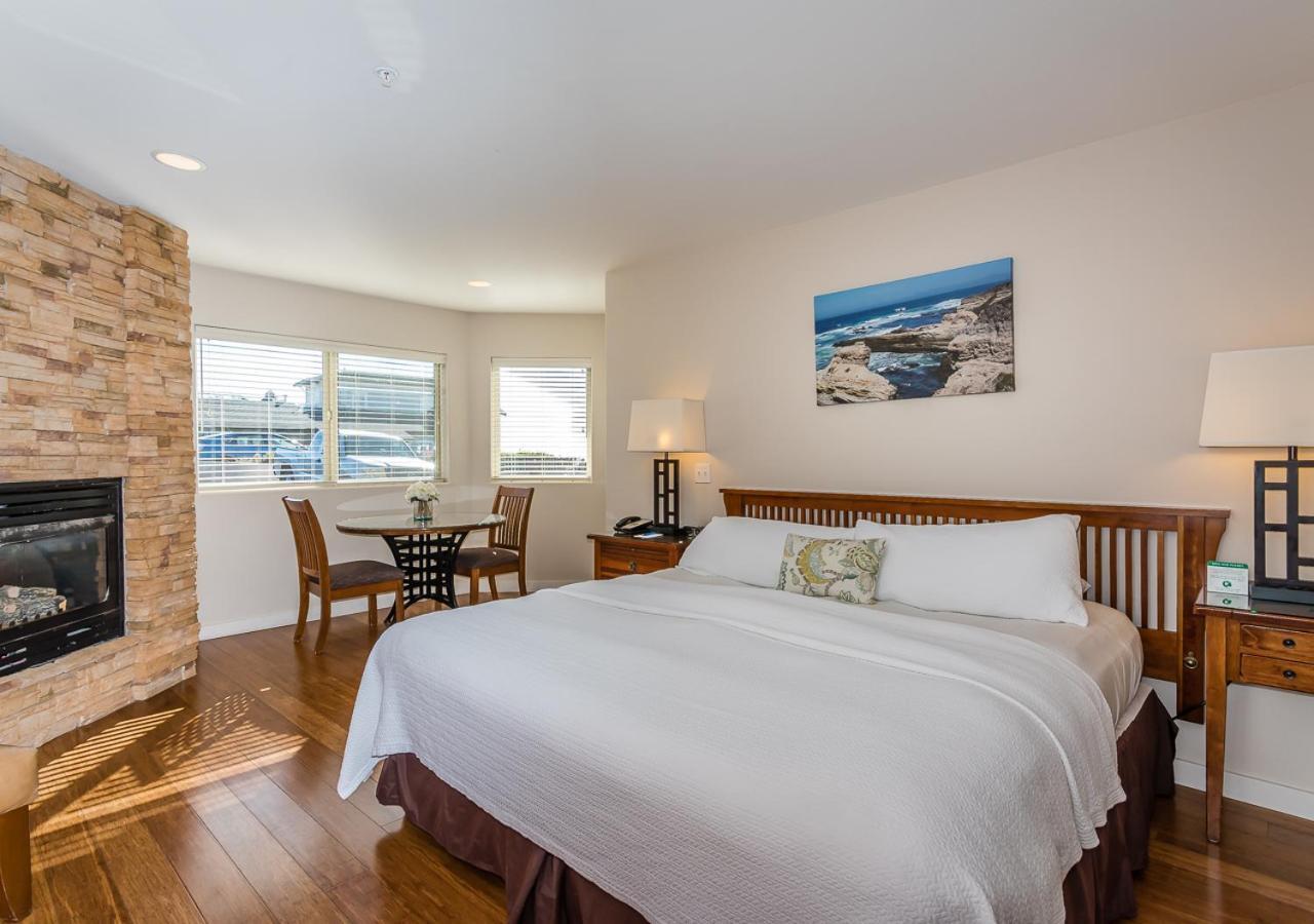 Hotel Moonstone Landing