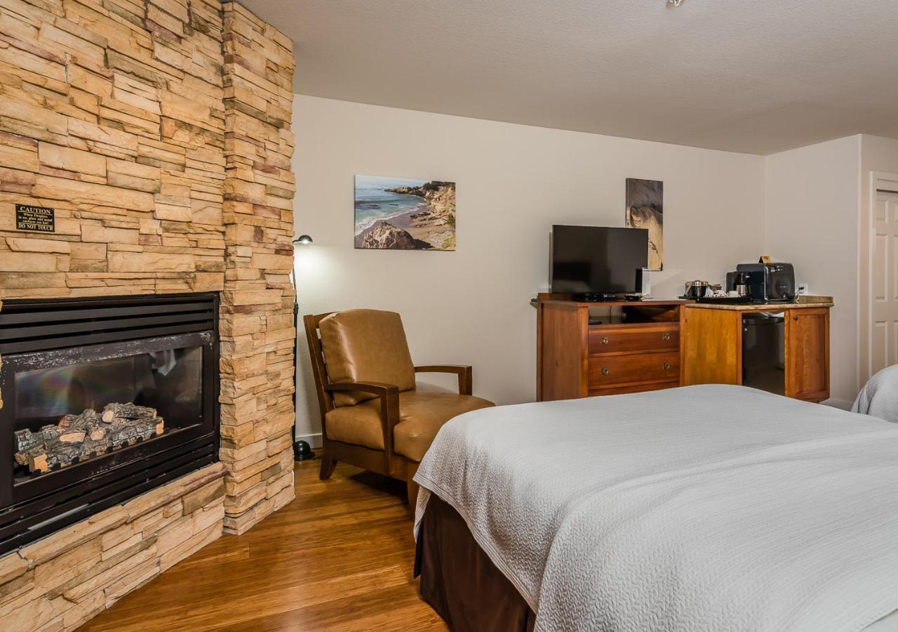Moonstone Landing Hotel 3*